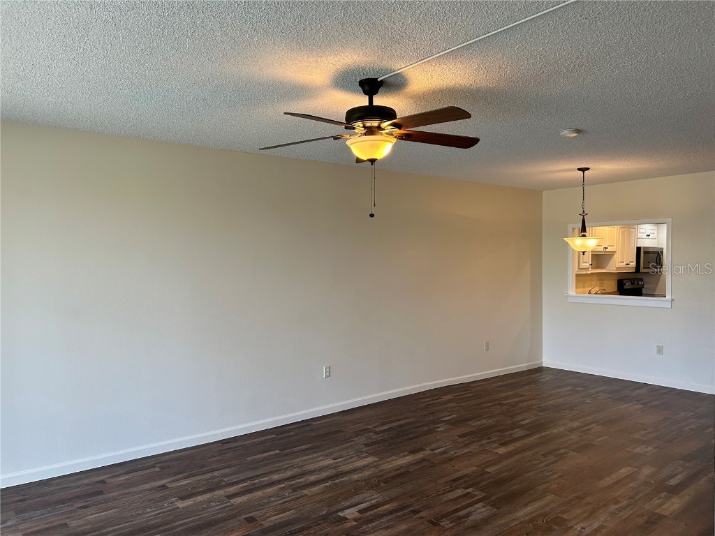 7461 W Country Club Drive N #208 Sarasota FL 34243 A4648601 image8