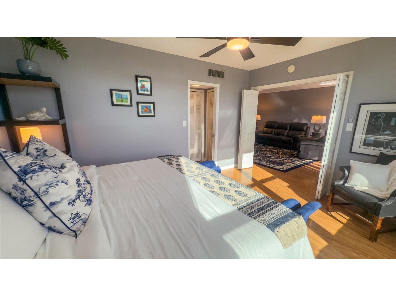 7461 W Country Club Drive N #209 Sarasota FL 34243 A4666956 image15