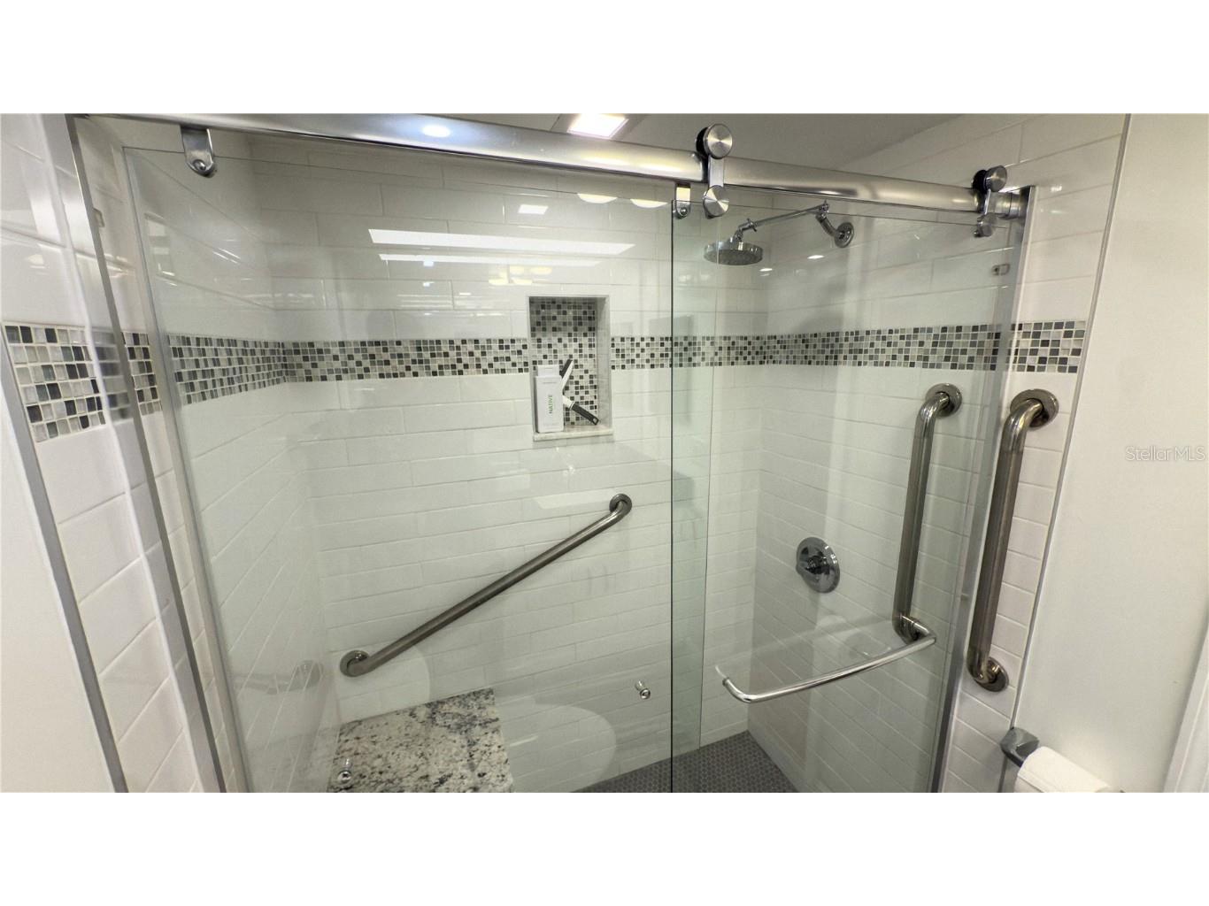 7461 W Country Club Drive N #209 Sarasota FL 34243 A4666956 image17