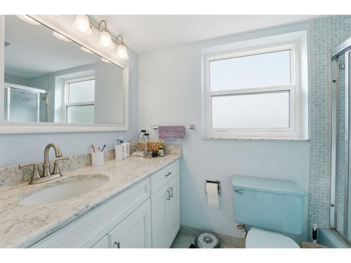 7461 W Country Club Drive N #301 Sarasota FL 34243 A4671681 image11