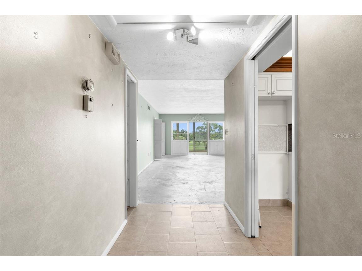 7461 W Country Club Drive N #310 Sarasota FL 34243 A4663481 image4