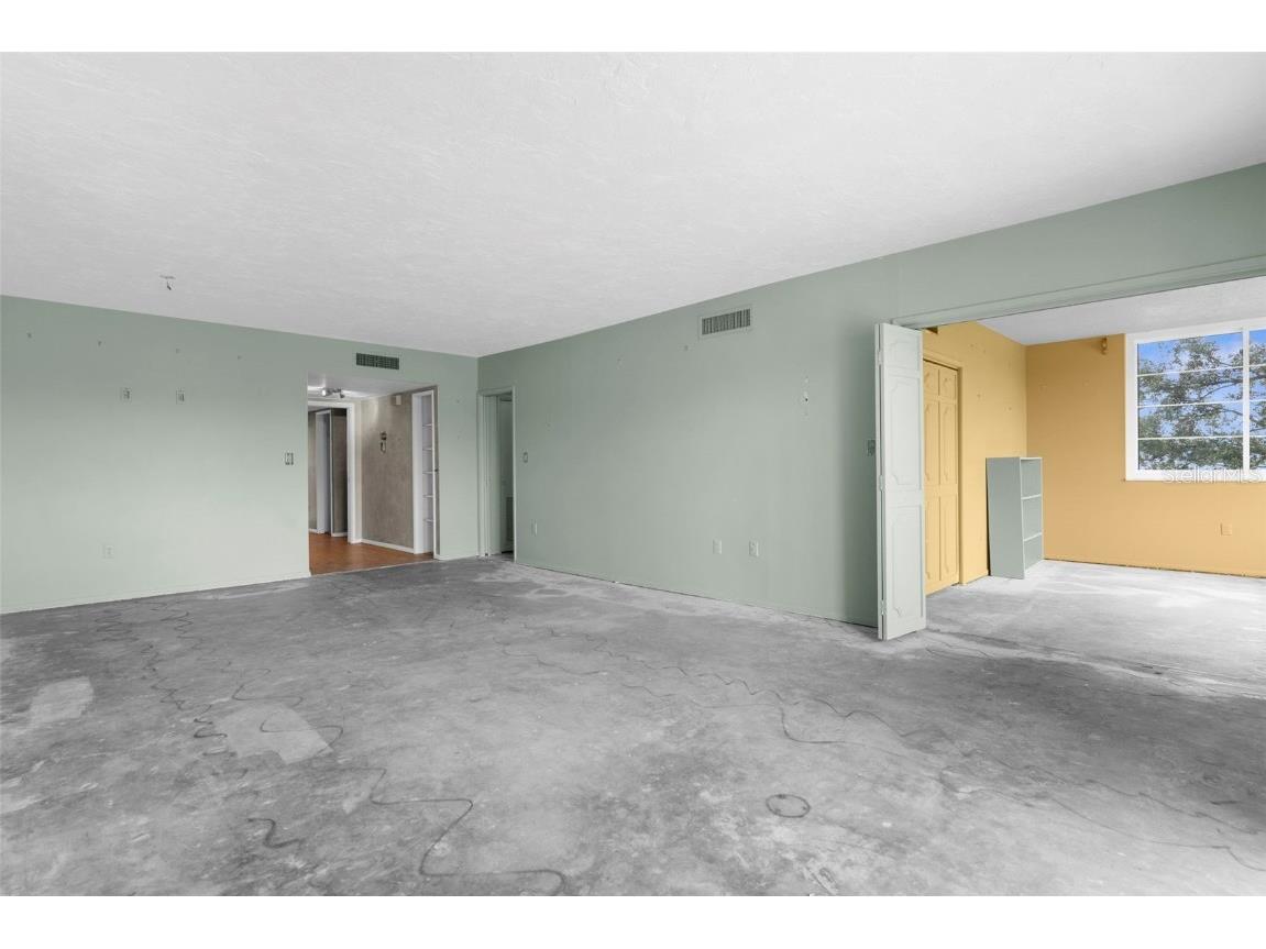 7461 W Country Club Drive N #310 Sarasota FL 34243 A4663481 image8