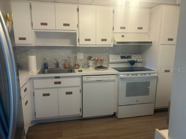 7461 W Country Club Drive N #402 Sarasota FL 34243 A4694358 image5