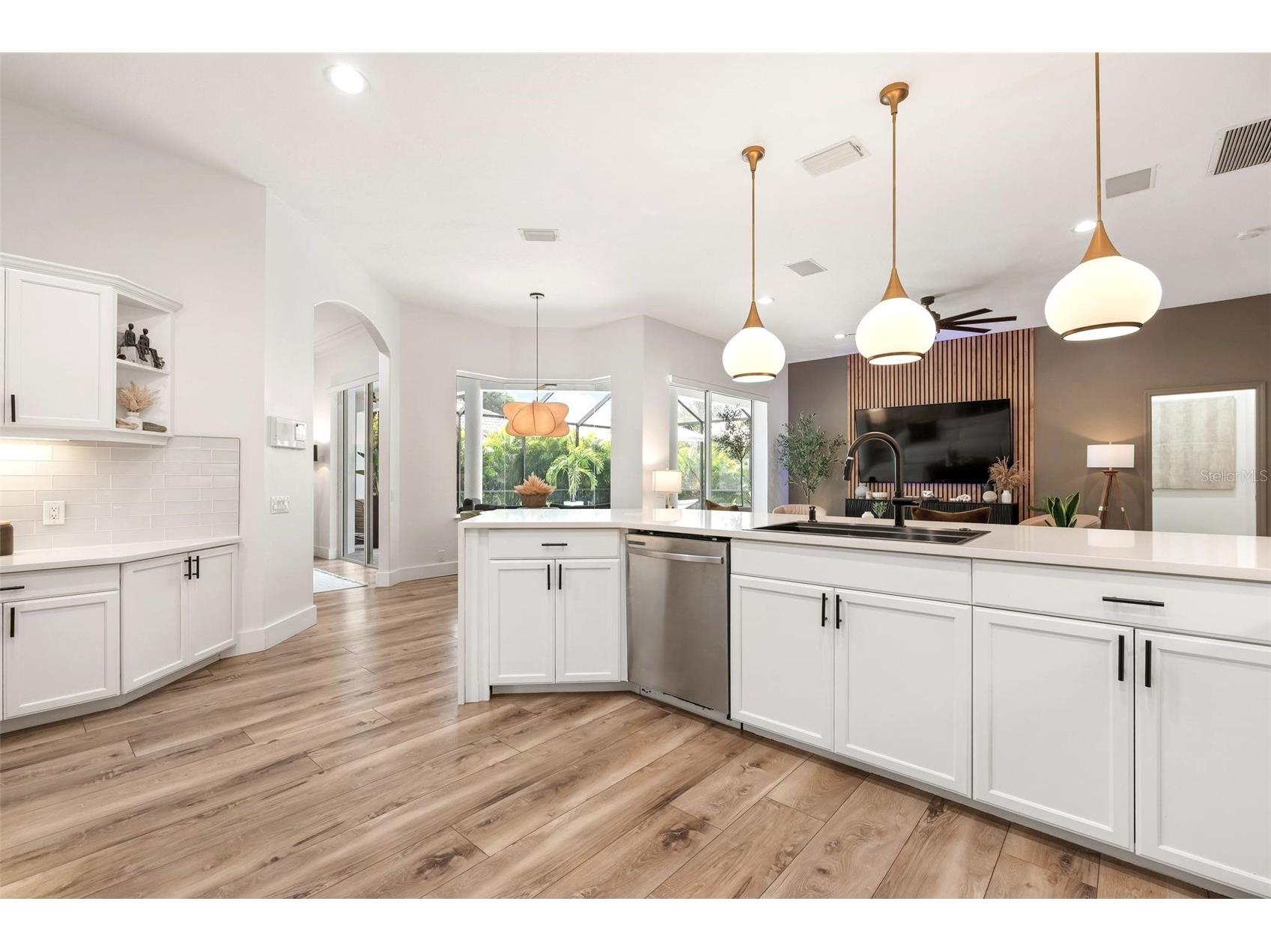 7462 Palmer Glen Circle Sarasota FL 34240 A4697314 image15