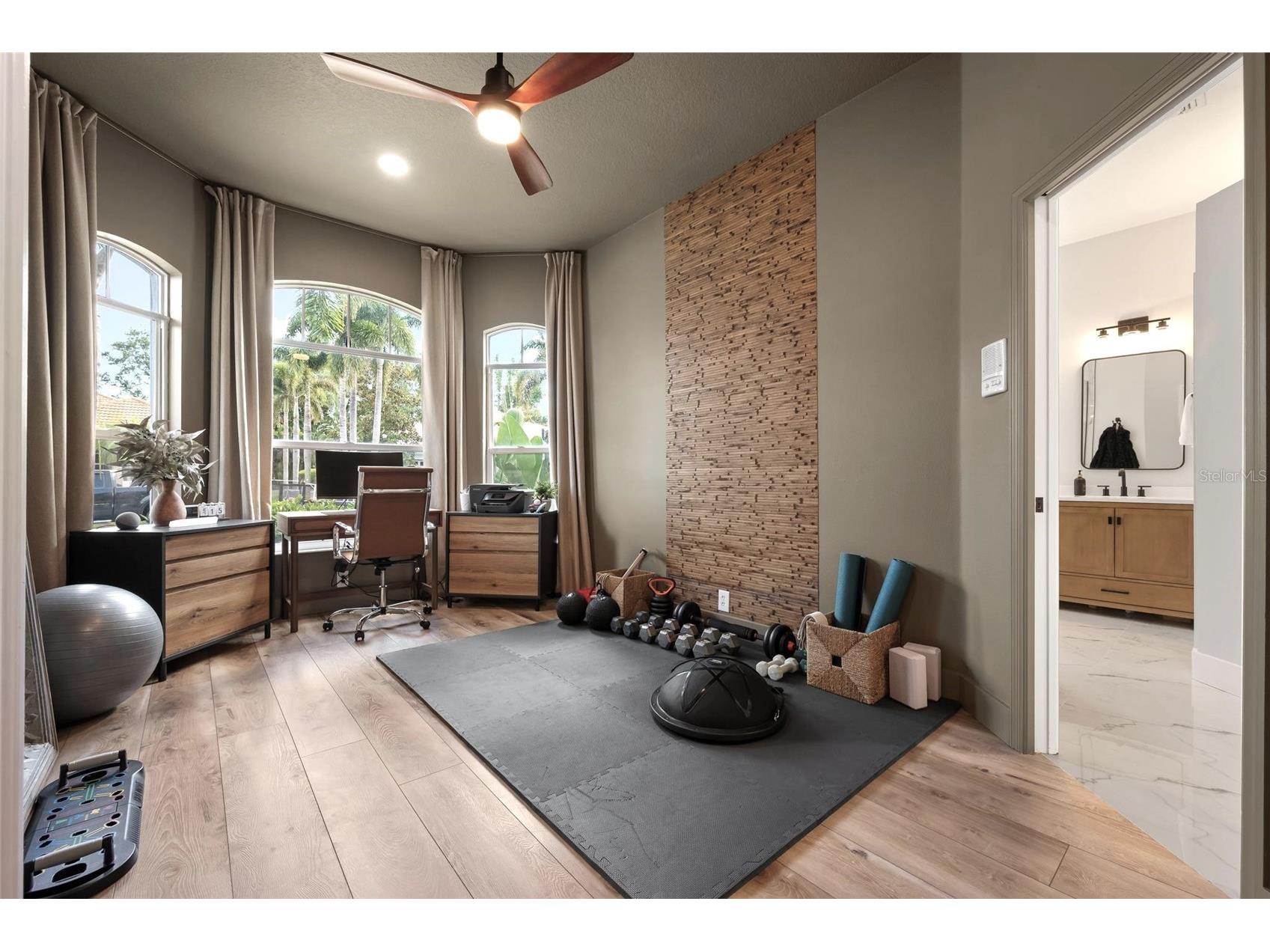 7462 Palmer Glen Circle Sarasota FL 34240 A4697314 image9