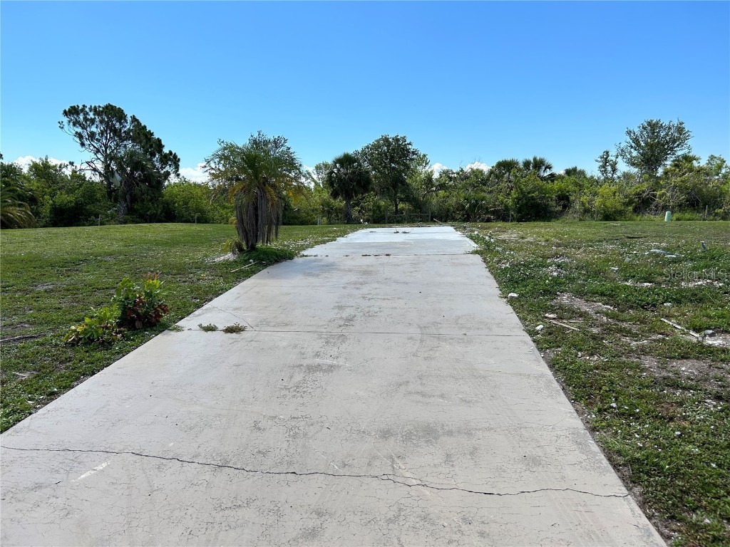 7462 Silage Circle Port Charlotte FL 33981 - BUTTERFORD WATERWAY A4575583 image1