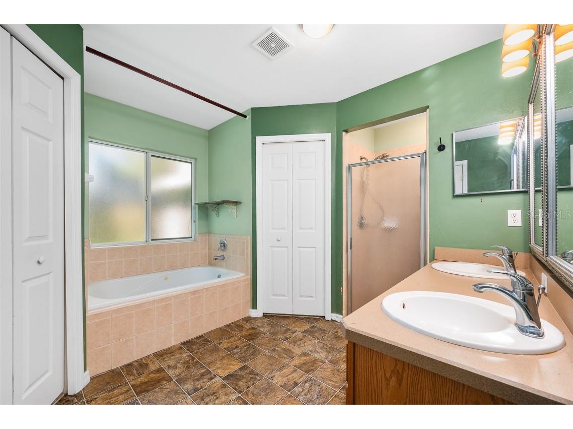 7462 SW 84th Drive Gainesville FL 32608 GC535239 image16