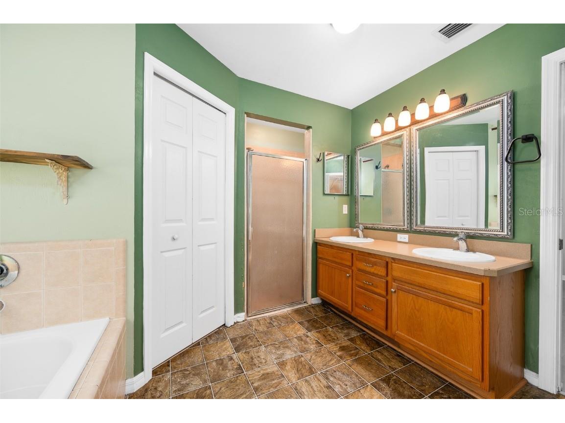 7462 SW 84th Drive Gainesville FL 32608 GC535239 image17