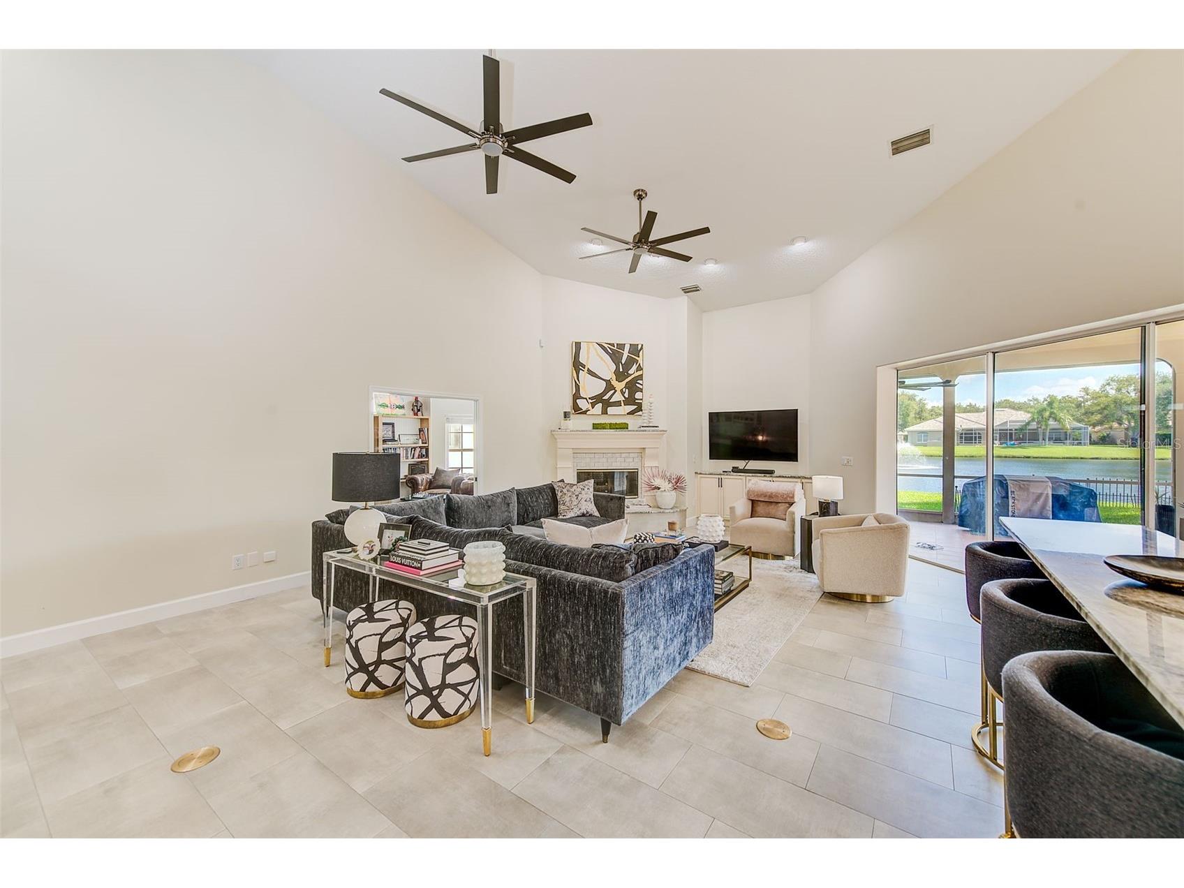 7462 Watersilk Drive N Pinellas Park FL 33782 TB8476831 image14