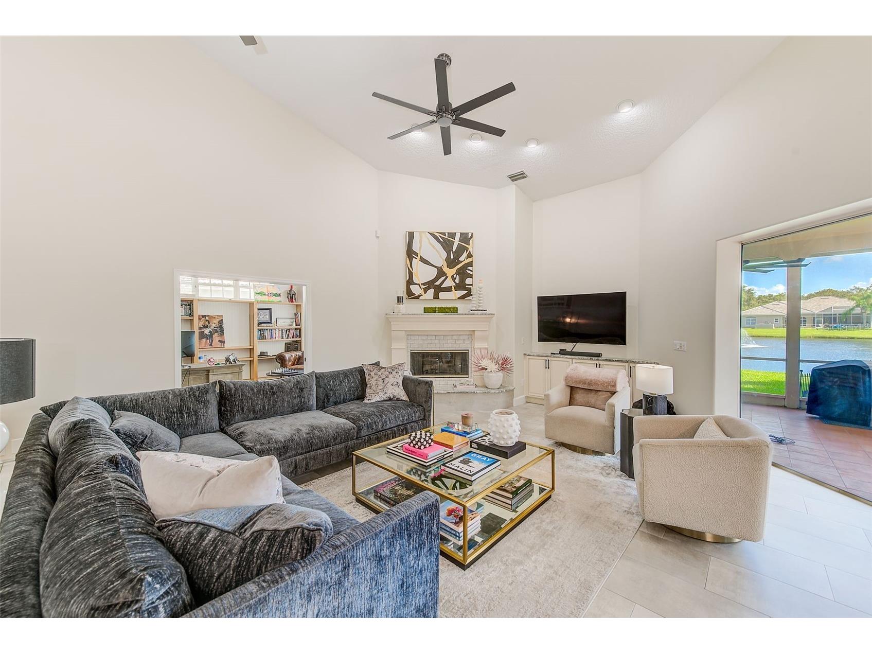 7462 Watersilk Drive N Pinellas Park FL 33782 TB8476831 image17