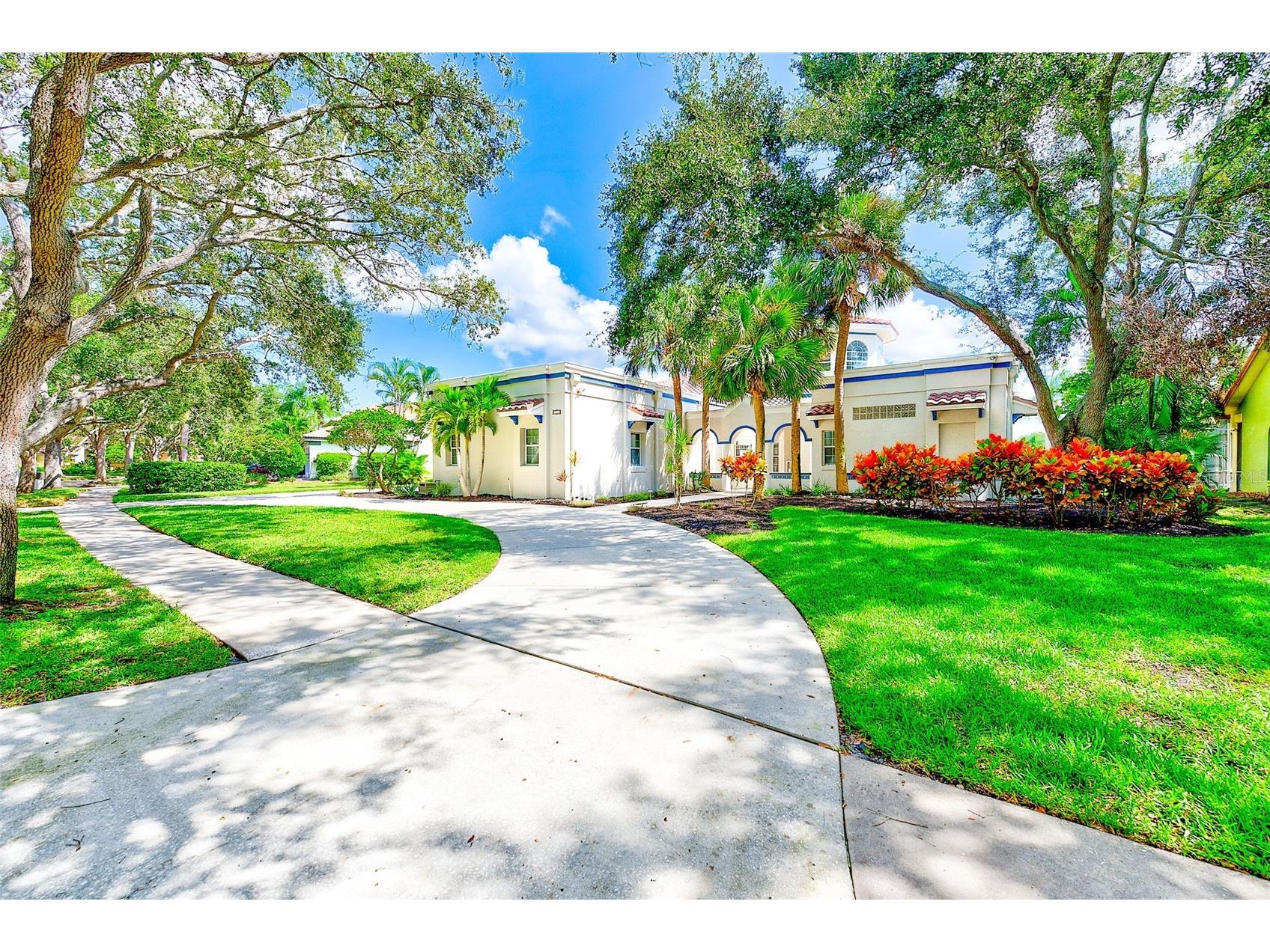 7462 Watersilk Drive N Pinellas Park FL 33782 TB8476831 image39