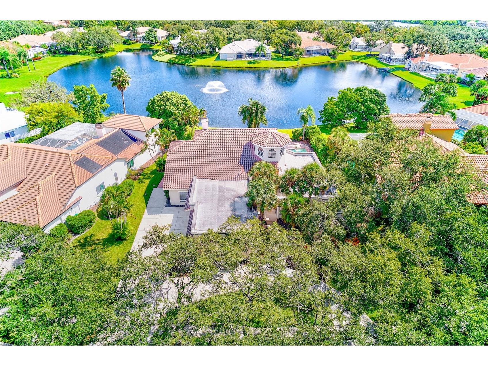 7462 Watersilk Drive N Pinellas Park FL 33782 TB8476831 image56