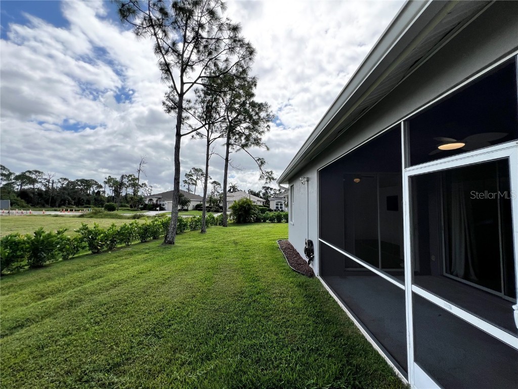 7463 Ridge Road Sarasota FL 34238 A4667970 image26