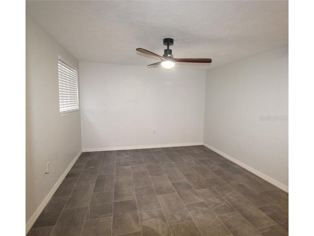 7464 Cass Circle Sarasota FL 34231 A4671739 image12