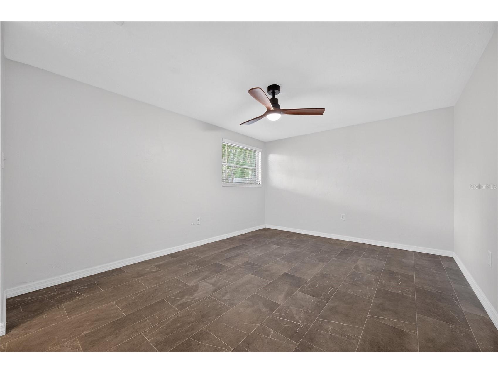 7464 Cass Circle Sarasota FL 34231 A4692133 image17
