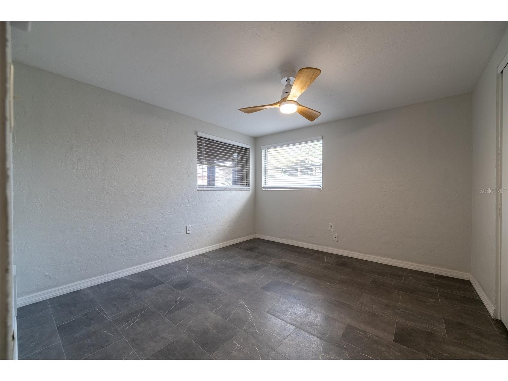 7464 Cass Circle Sarasota FL 34231 A4692133 image25