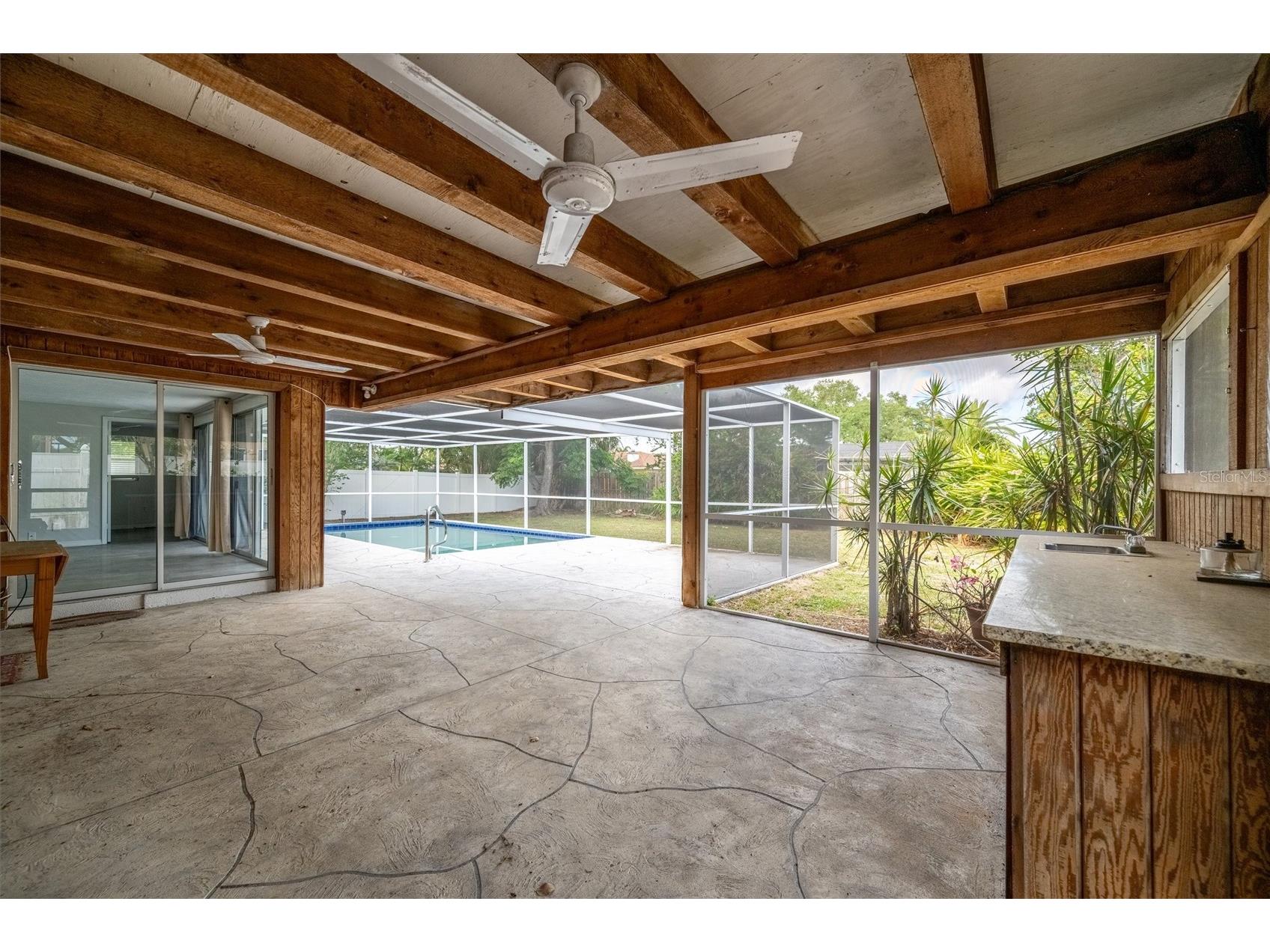 7464 Cass Circle Sarasota FL 34231 A4692133 image28