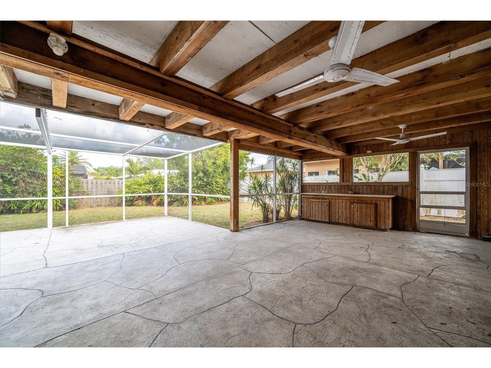 7464 Cass Circle Sarasota FL 34231 A4692133 image29