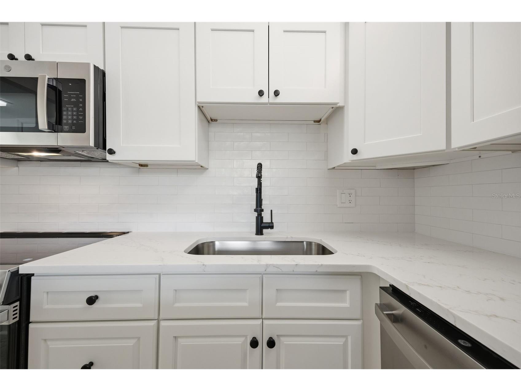 7465 Bay Island Drive S #112 South Pasadena FL 33707 - INTRACOSTAL WATERWAY TB8515092 image11