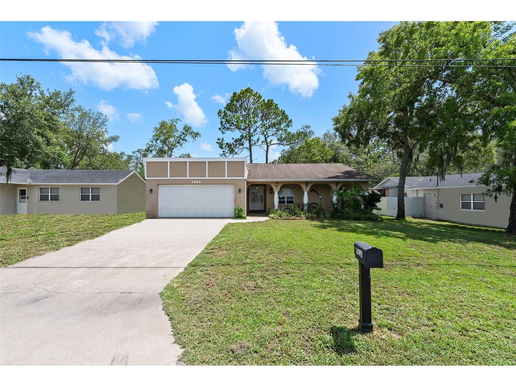 7466 Apache Trail Spring Hill FL 34606 W7887671 image3