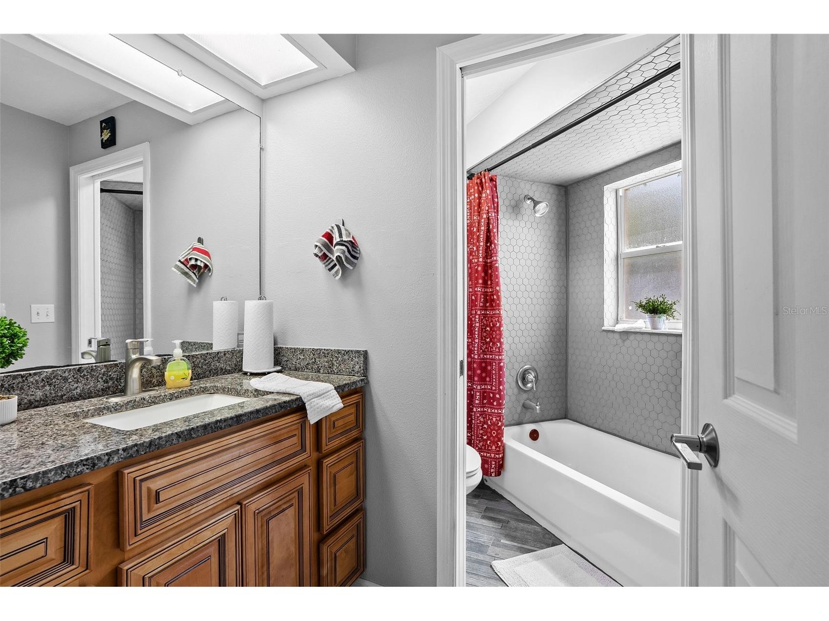 7466 Apache Trail Spring Hill FL 34606 W7887671 image35