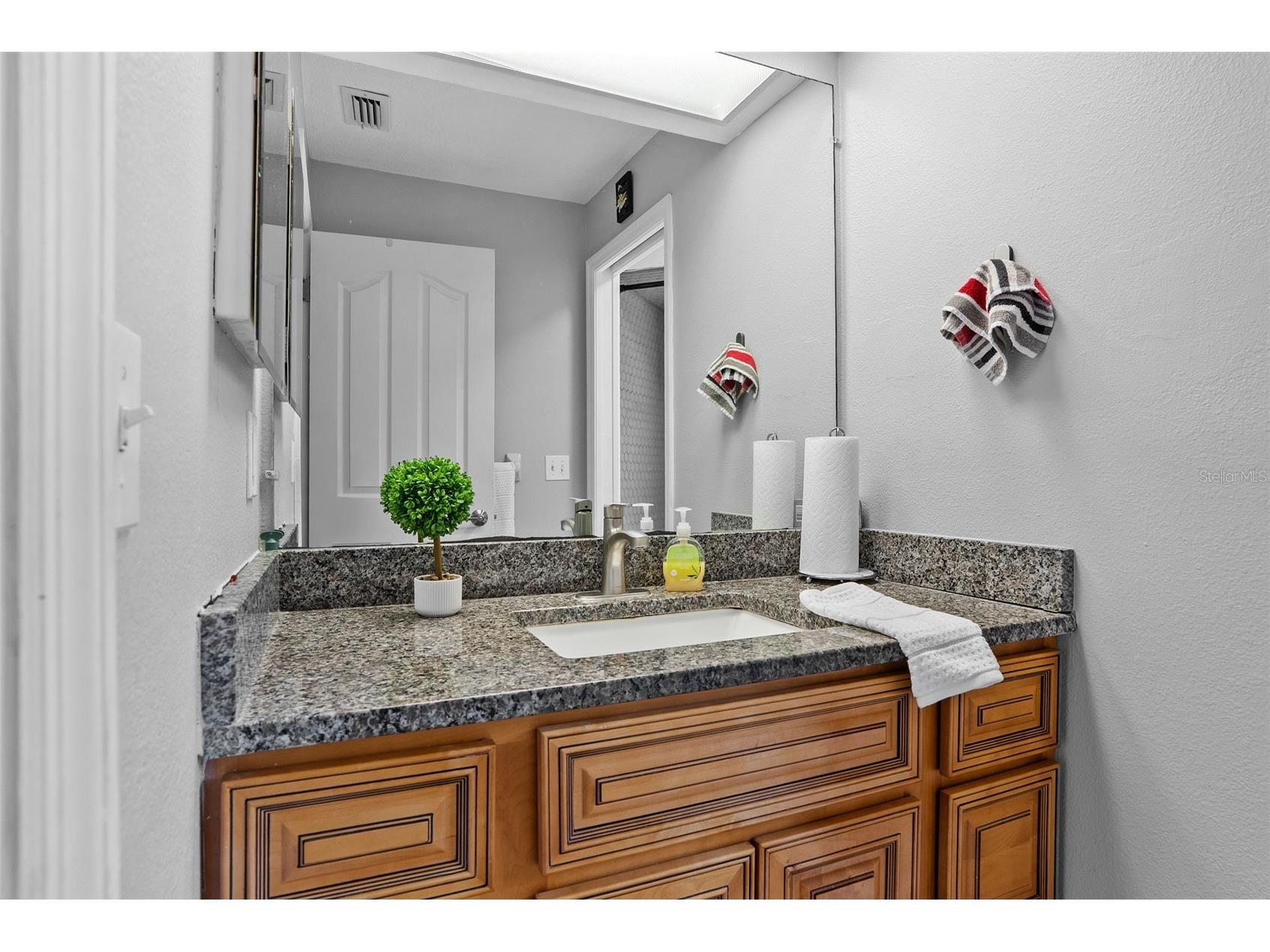 7466 Apache Trail Spring Hill FL 34606 W7887671 image36