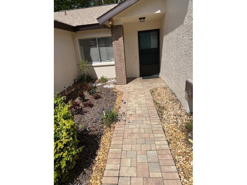 7467 Heather Walk Drive Weeki Wachee FL 34613 U8236004 image1
