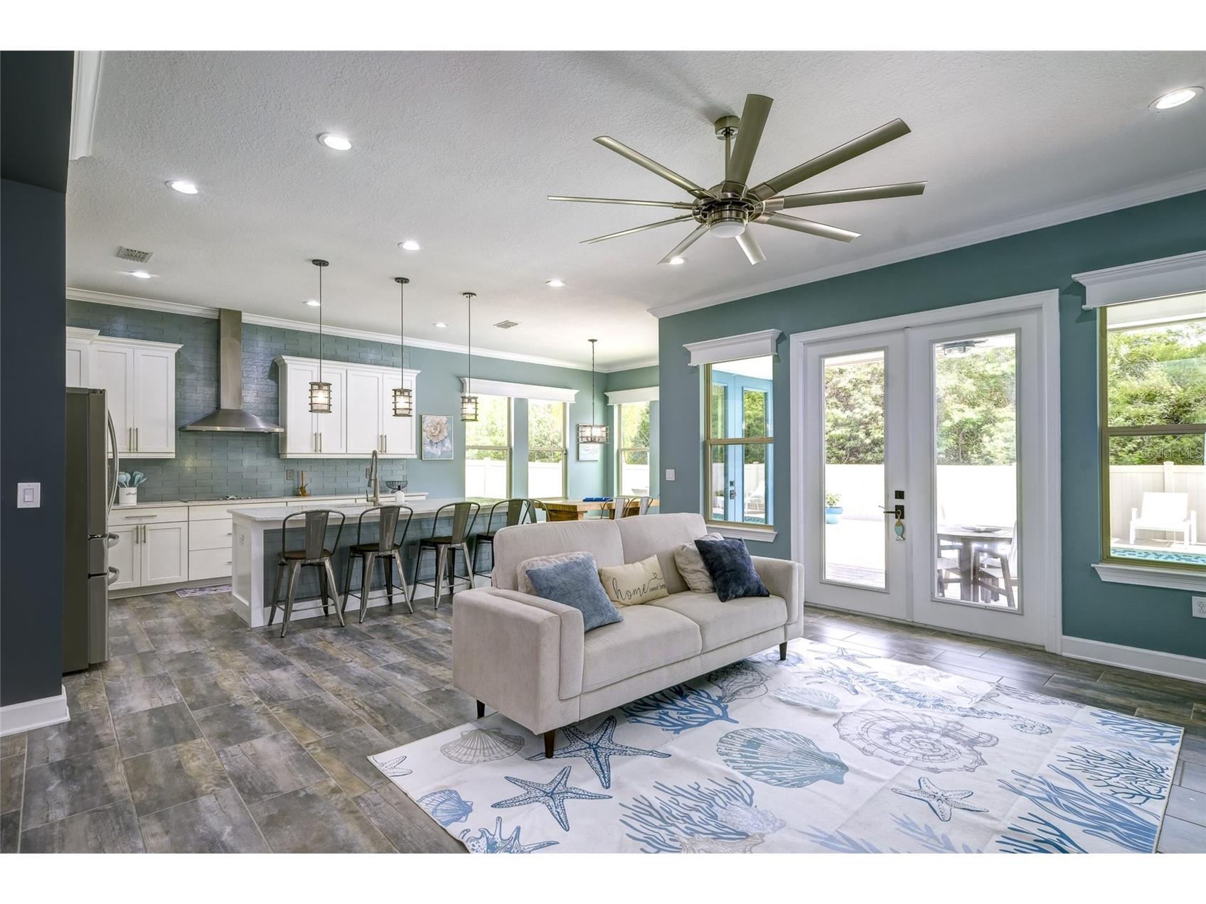 747 116th Court NE Bradenton FL 34212 A4685915 image16