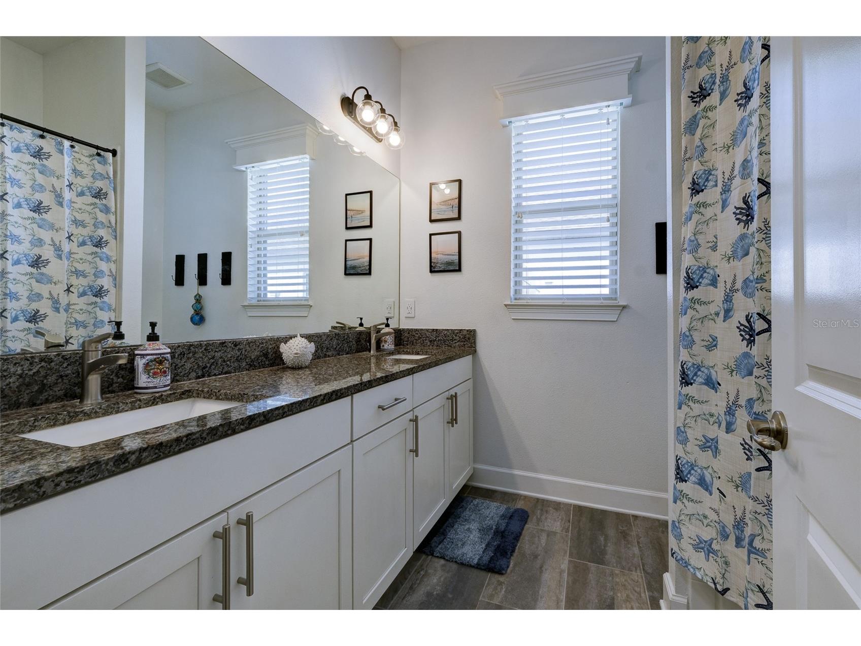 747 116th Court NE Bradenton FL 34212 A4685915 image36
