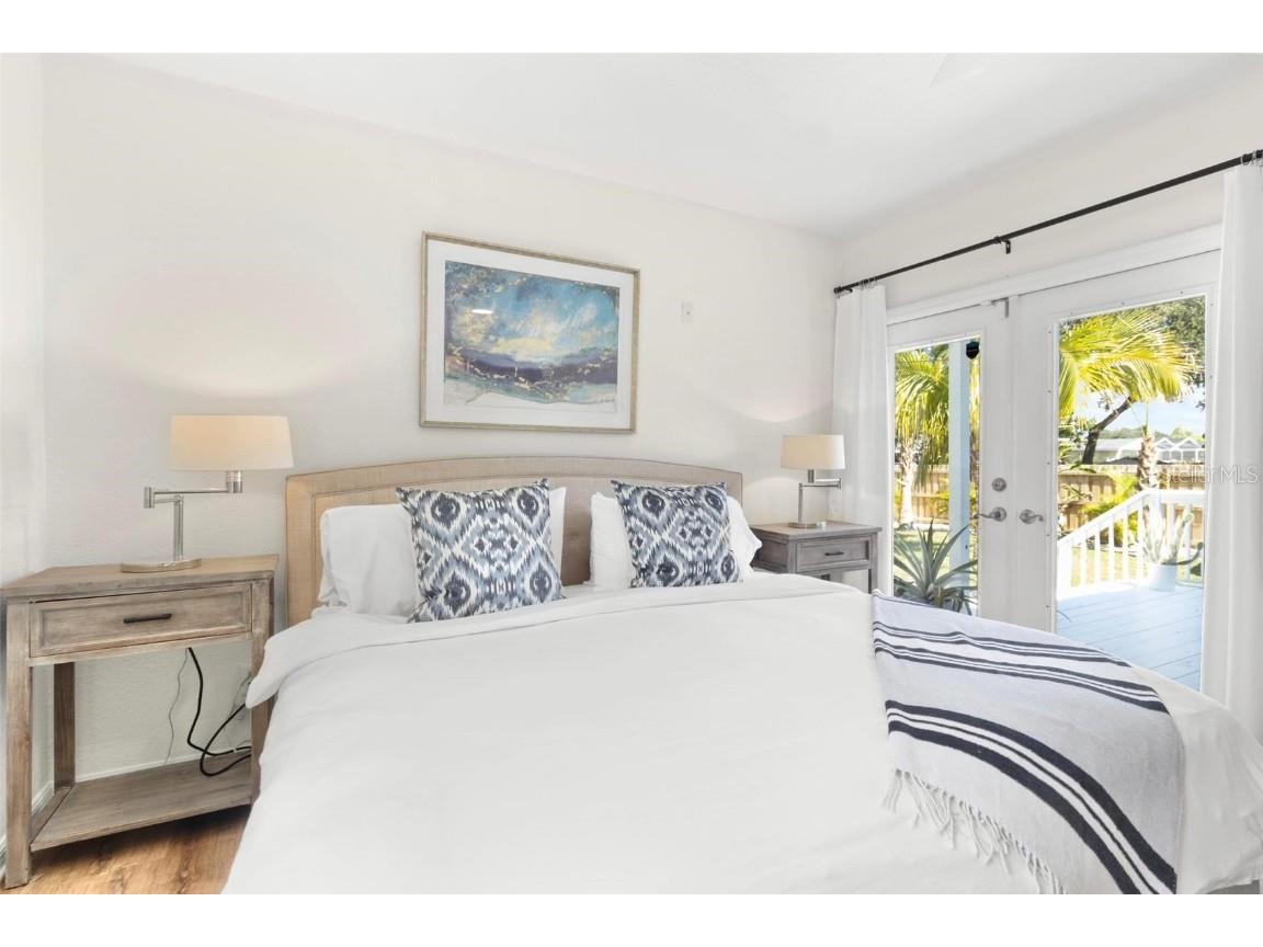 747 39th Avenue NE Saint Petersburg FL 33703 TB8461799 image26