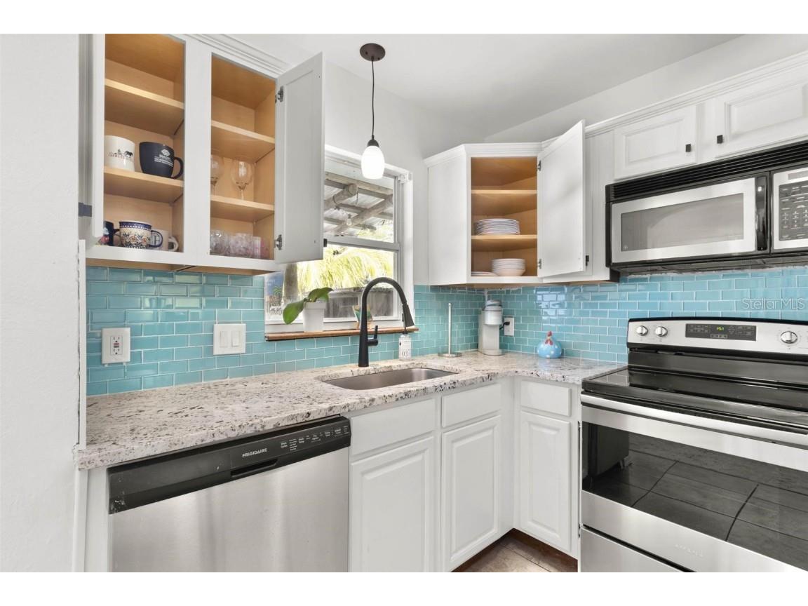 747 39th Avenue NE Saint Petersburg FL 33703 TB8461799 image30