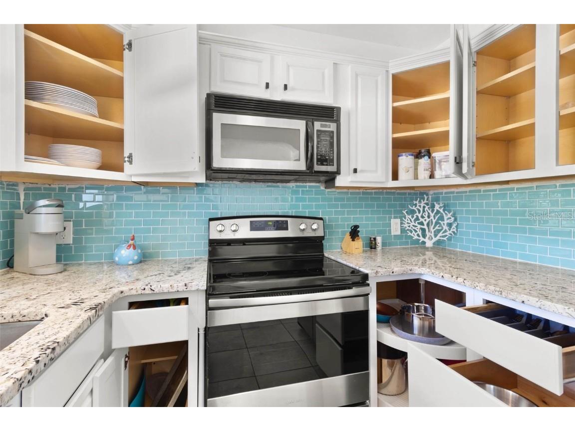 747 39th Avenue NE Saint Petersburg FL 33703 TB8461799 image31