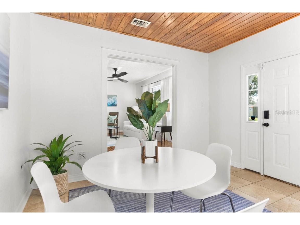 747 39th Avenue NE Saint Petersburg FL 33703 TB8461799 image5