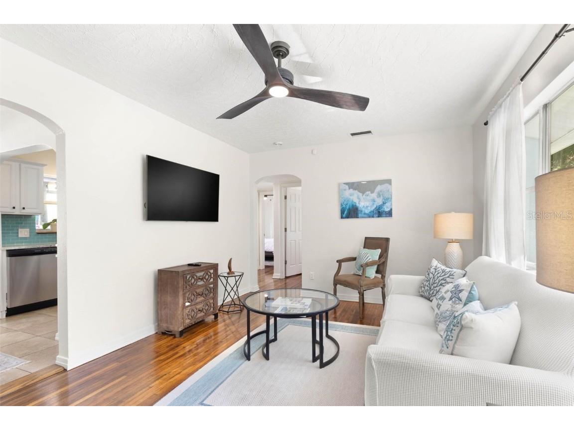 747 39th Avenue NE Saint Petersburg FL 33703 TB8461799 image6