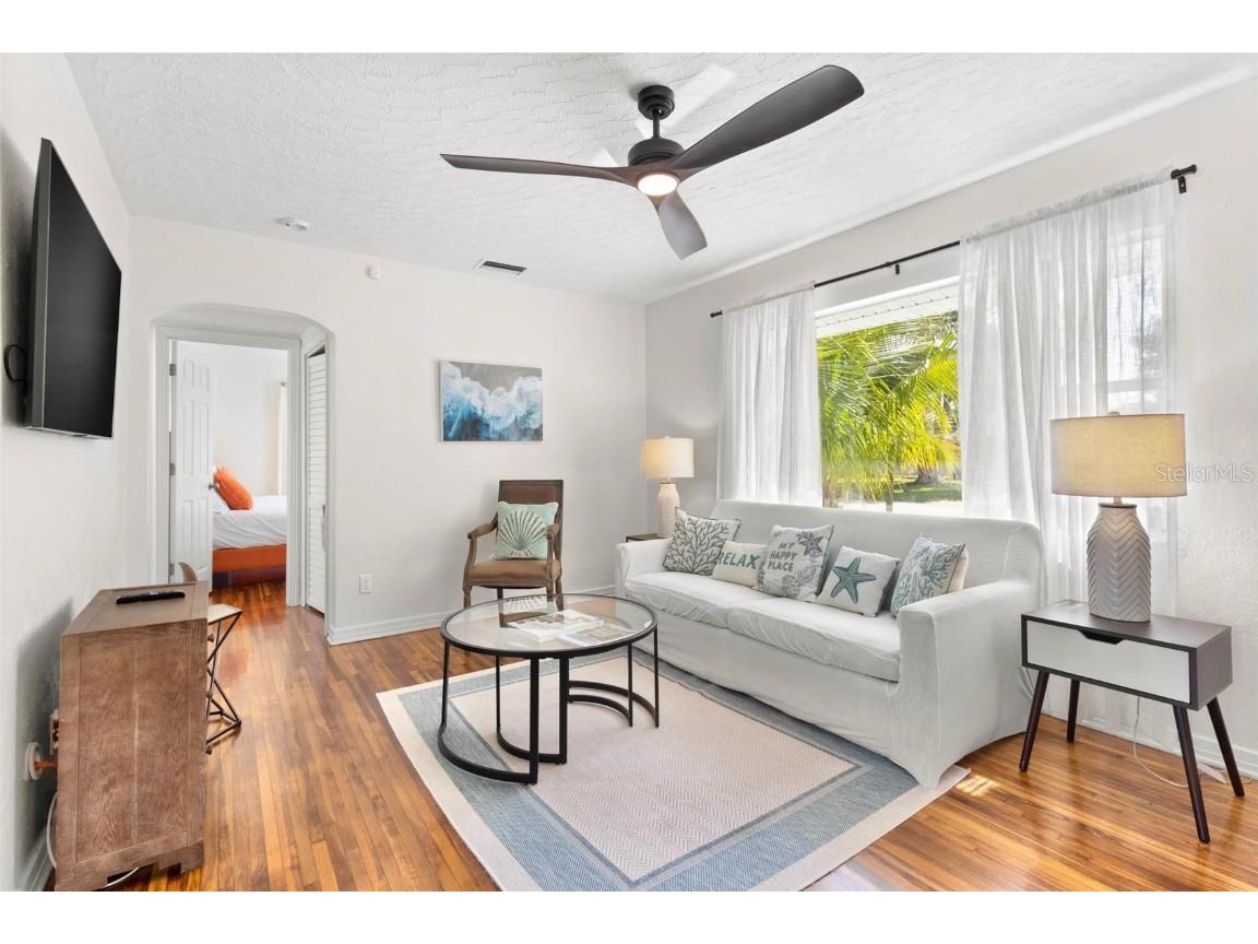 747 39th Avenue NE Saint Petersburg FL 33703 TB8461799 image7