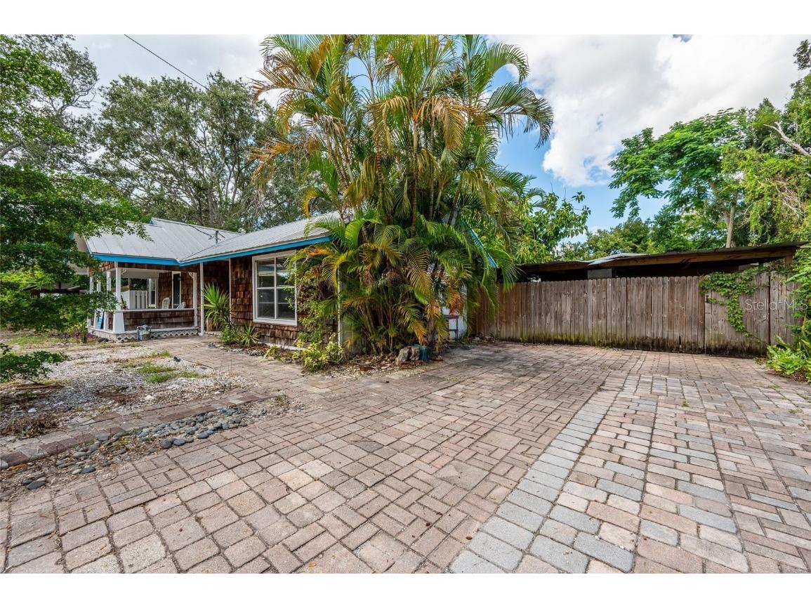 747 42nd Street Sarasota FL 34234 A4667598 image12