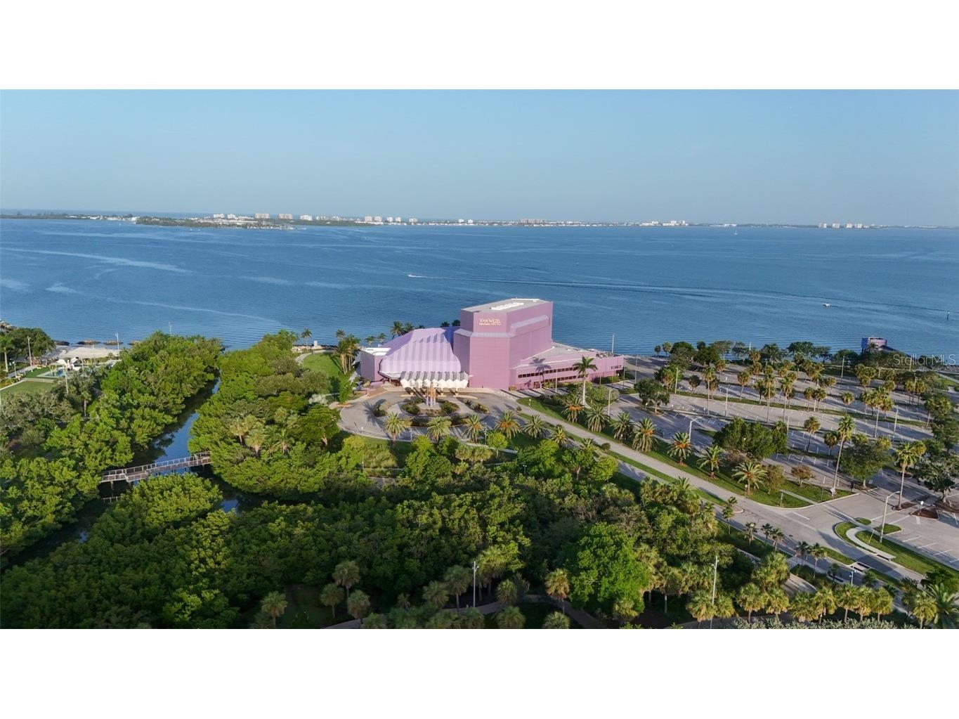 747 42nd Street Sarasota FL 34234 A4667598 image36