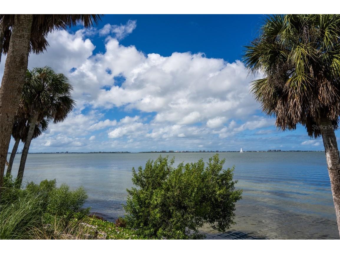 747 42nd Street Sarasota FL 34234 A4667598 image42