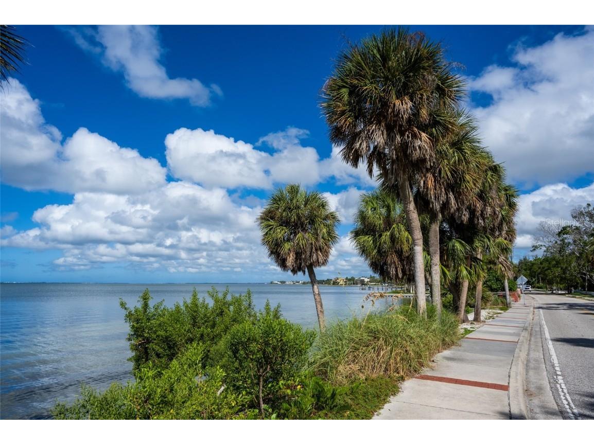 747 42nd Street Sarasota FL 34234 A4667598 image43