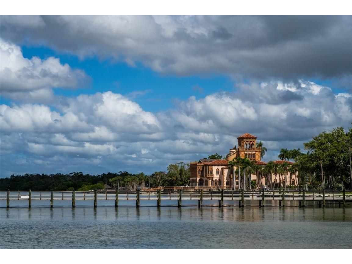 747 42nd Street Sarasota FL 34234 A4667598 image58