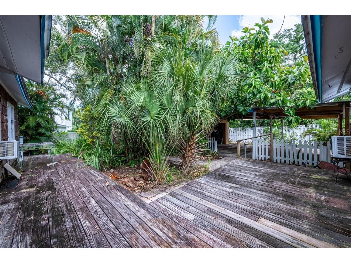 747 42nd Street Sarasota FL 34234 A4667598 image7