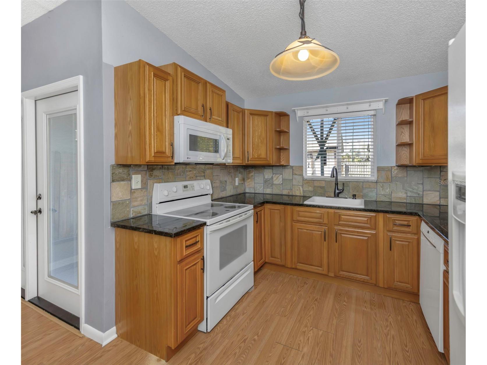 747 Brook Street Largo FL 33770 TB8472577 image9