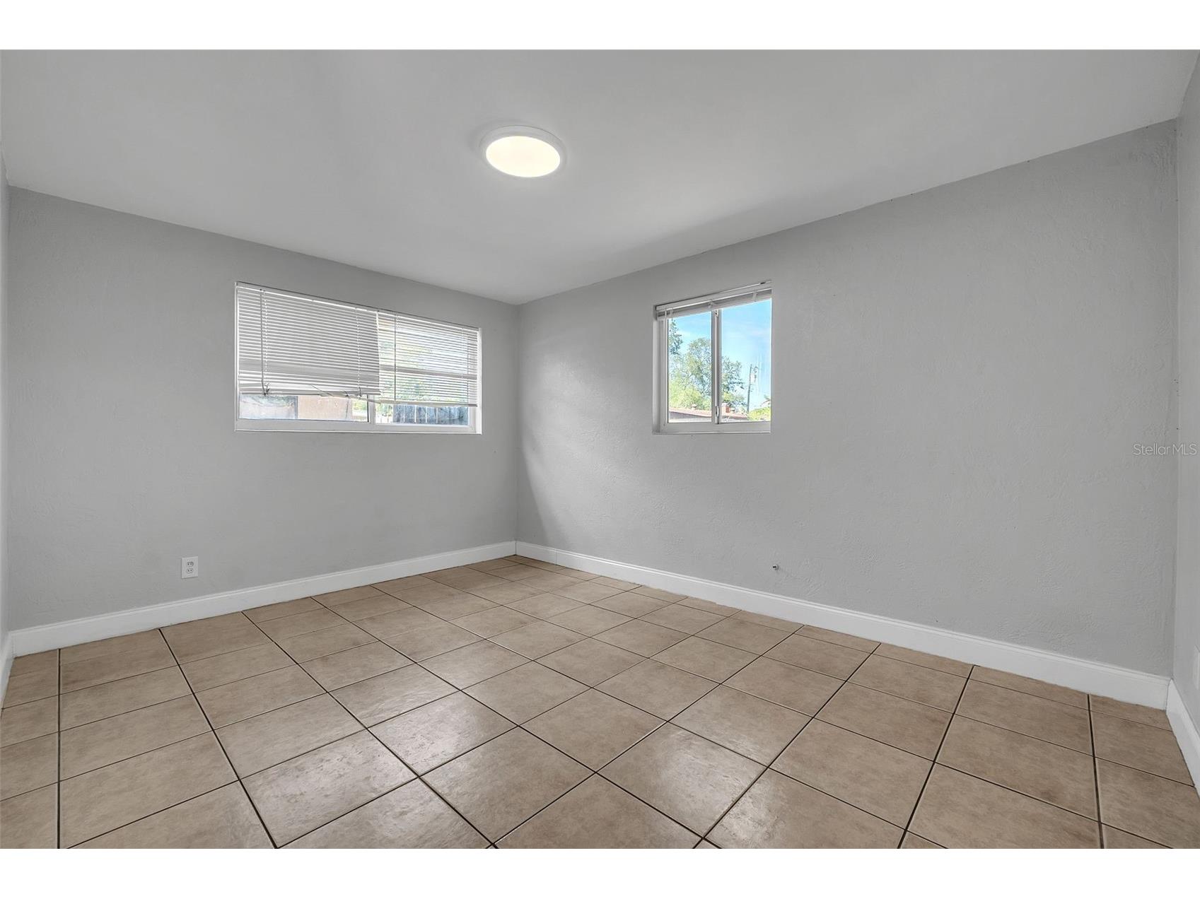 747 Derbyshire Road Daytona Beach FL 32114 FC317727 image13