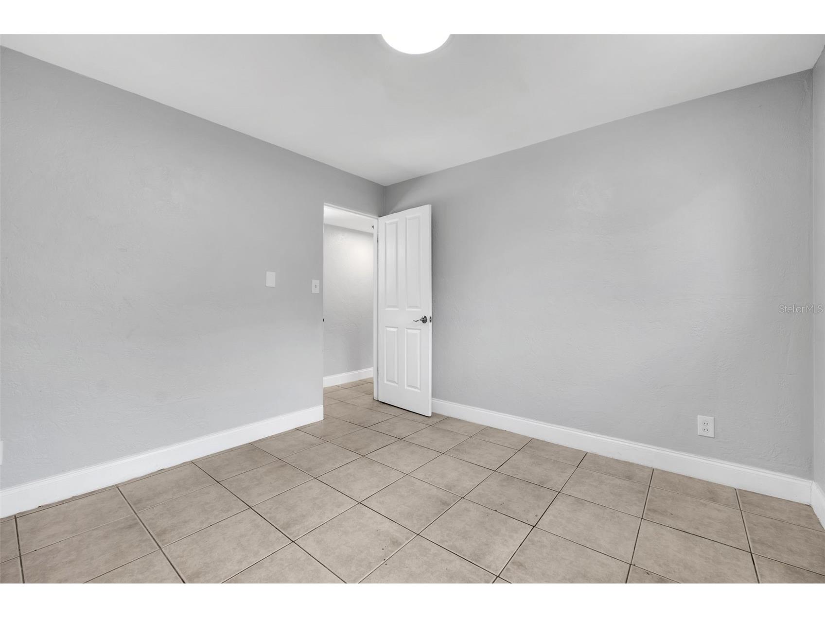 747 Derbyshire Road Daytona Beach FL 32114 FC317727 image16