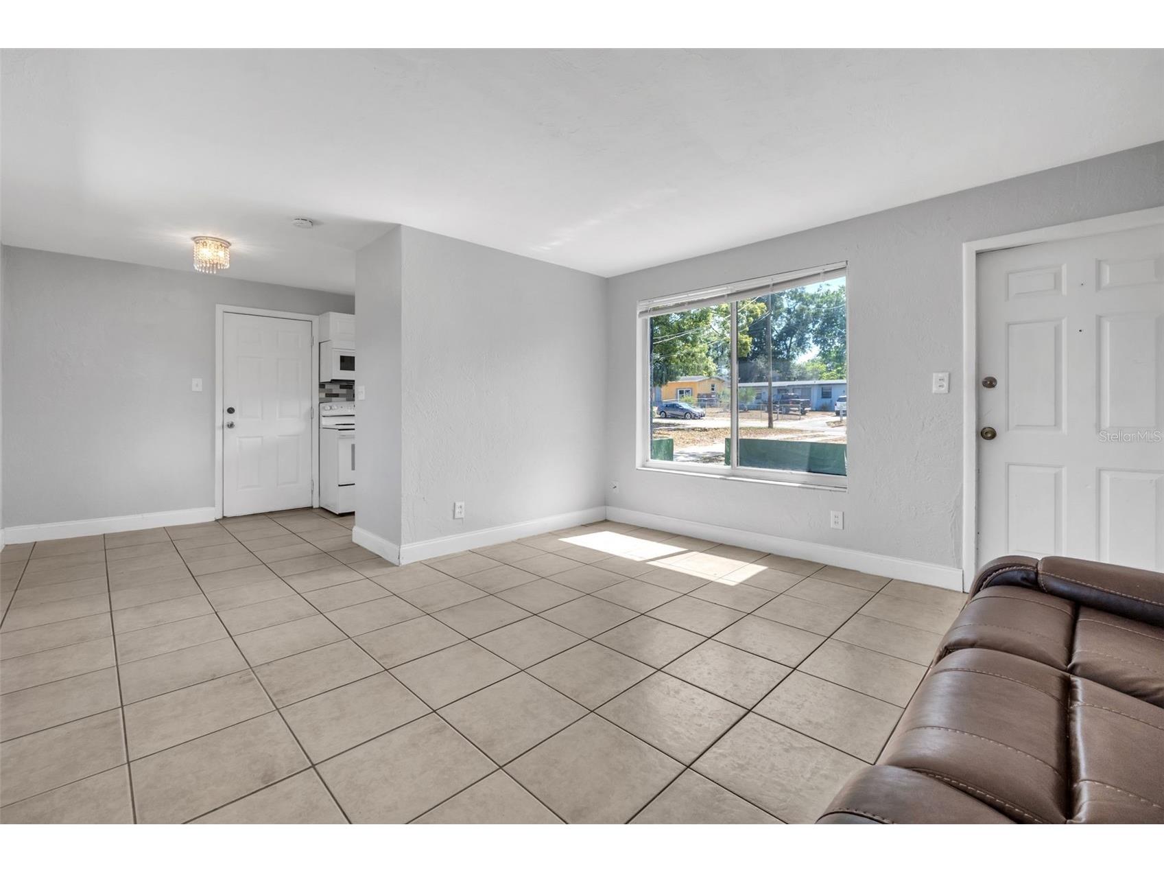 747 Derbyshire Road Daytona Beach FL 32114 FC317727 image4