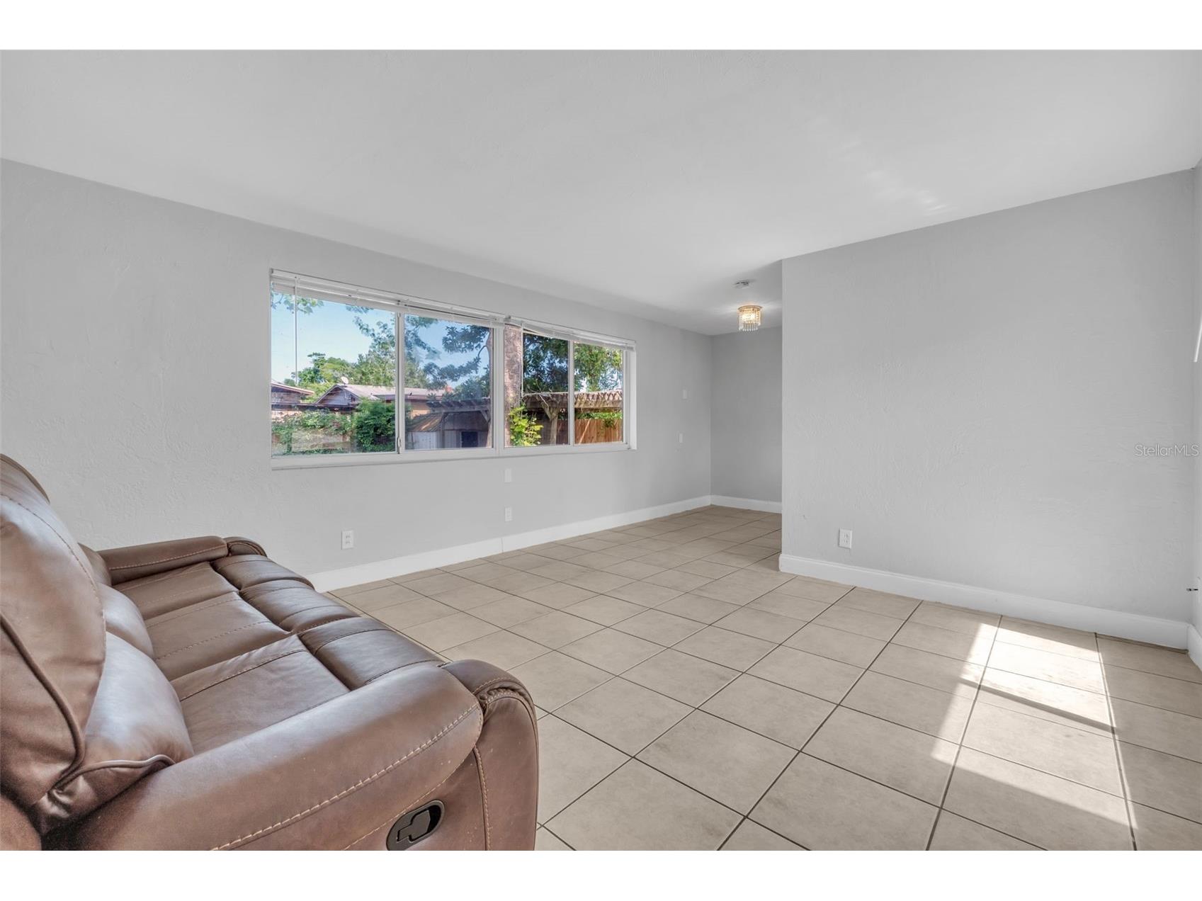 747 Derbyshire Road Daytona Beach FL 32114 FC317727 image7