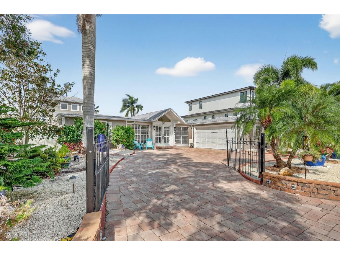 747 Marbury Lane Longboat Key FL 34228 A4671883 image2