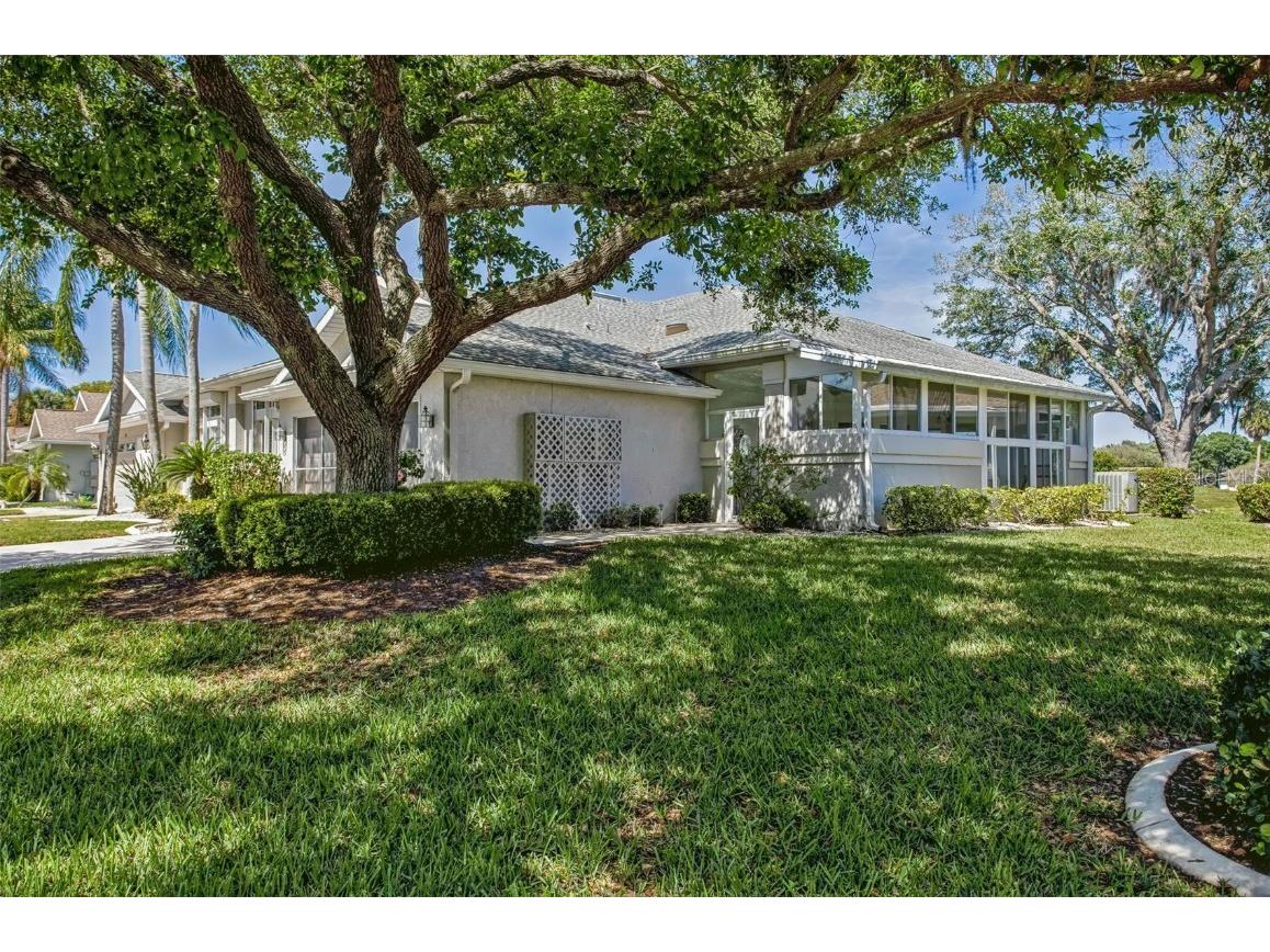 747 Masterpiece Drive Sun City Center FL 33573 T3513853 image1