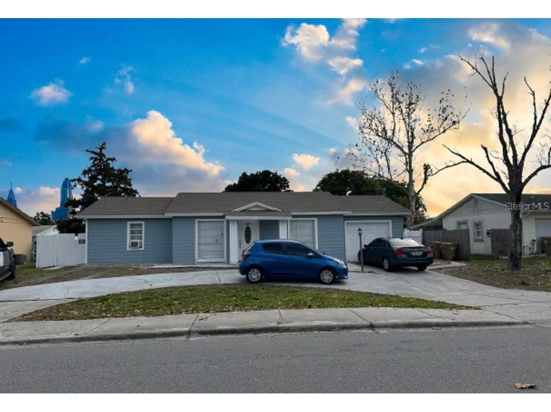 747 Royal Palm Drive Kissimmee FL 34743 S5110638 image1
