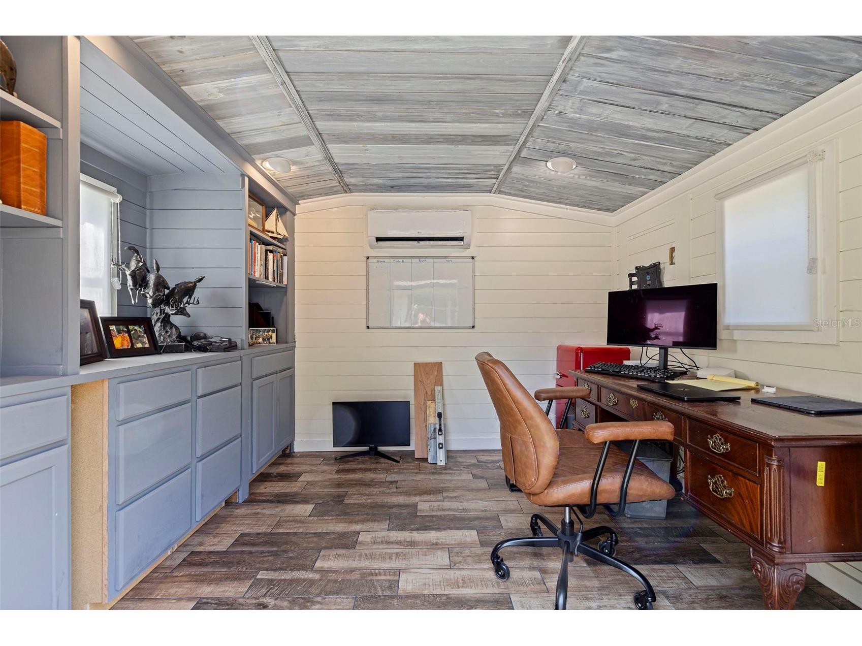 747 Sabal Court S Saint Petersburg FL 33705 TB8509422 image30